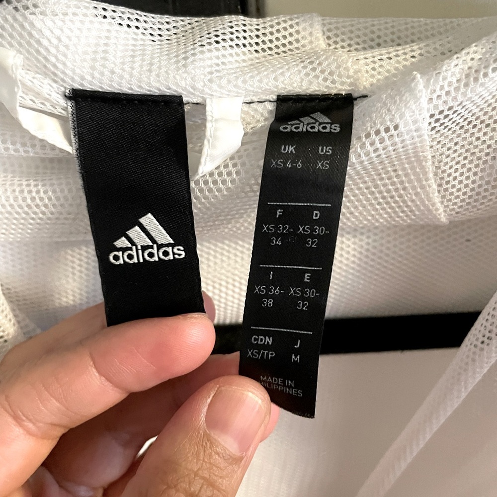 ADIDAS // Windbreaker Jacket - Picture 3 of 4